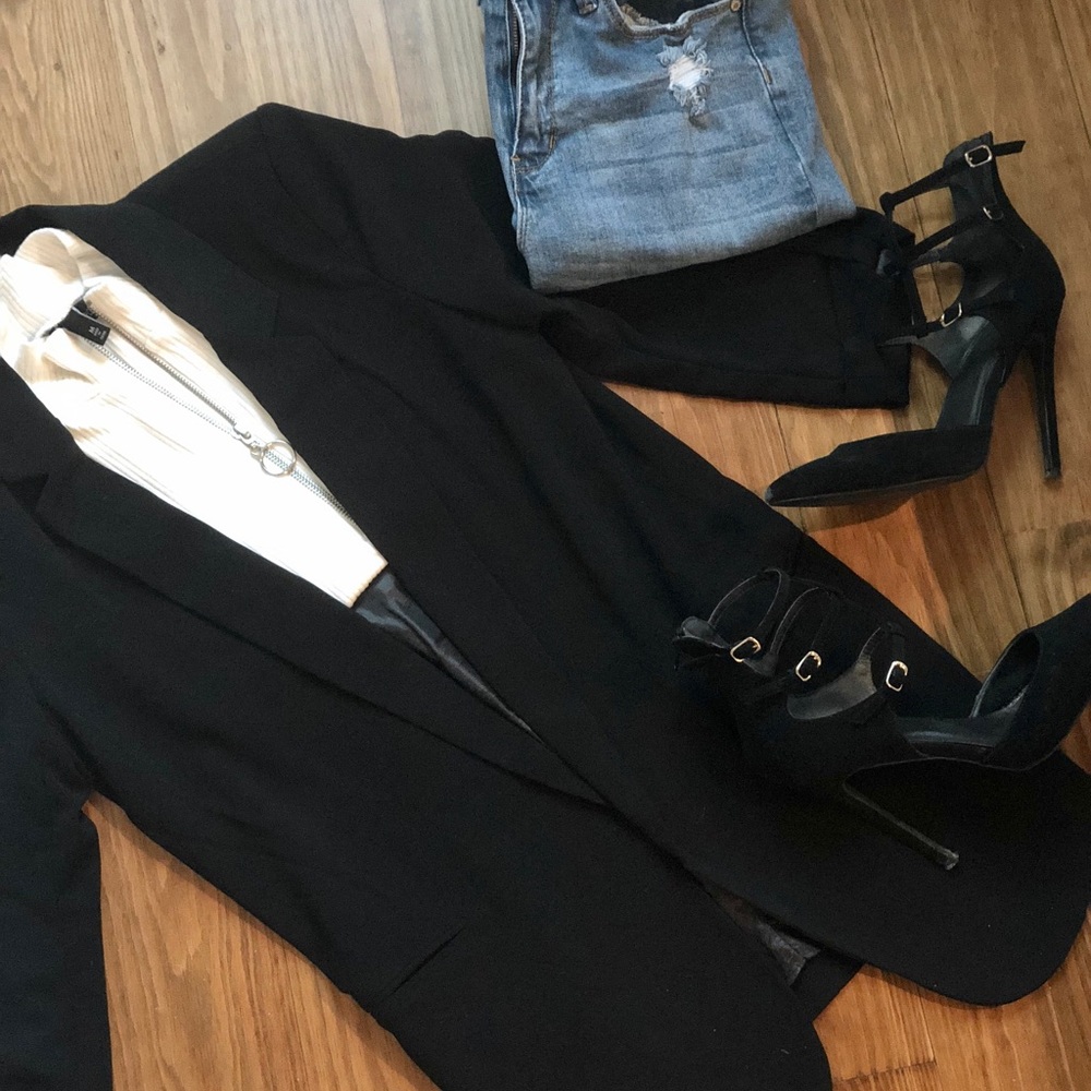Do + Be Black Blazer